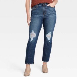 High rise slim straight distressed jeans. Universal Thread Sz 16/33R NWOT